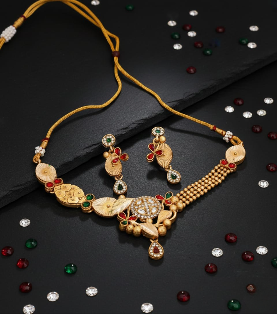 Matte Gold Floral Necklace Set